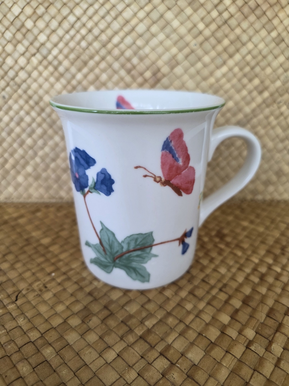White Porcelain Mug with Pink Butterfly and Blue Floral Motif